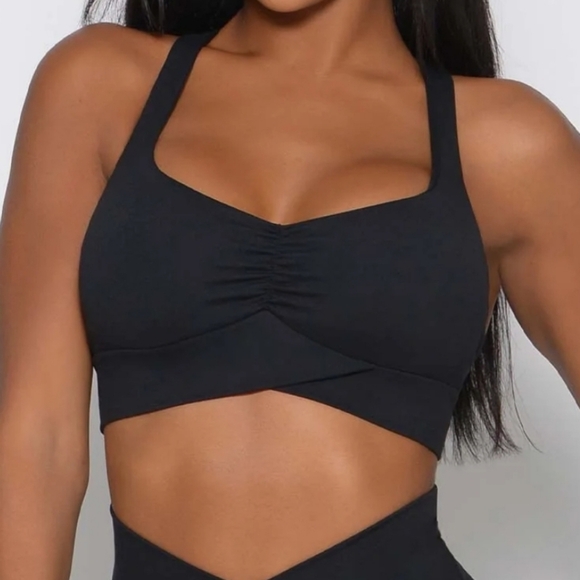 Bombshell Sportwear Set - Picture 2 of 10